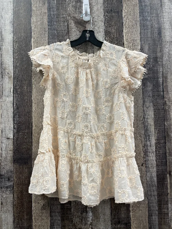 Top Short Sleeve By Cme In Cream, Size: M